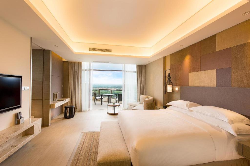 Doubletree Resort By Hilton Hainan Chengmai Haikou  Exterior photo